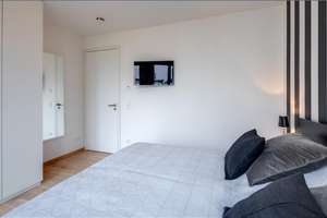Möbliert: NYMPHENBURGER HÖFE: Exklusive Wohnung – Die vollständige Adresse der Immobilie erhältst du vom Anbieter., 80335 St. Benno, München – Vorschaubild 4