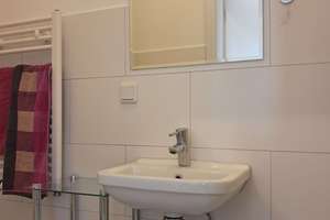 Helle möblierte 2 Zimmerwohnung in Stuttgart Weilimdorf, am Löwenmarkt! – 70499 Weilimdorf (Ortsteil), Stuttgart – Vorschaubild 14
