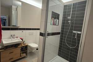 Lichtdurchflutete und sanierte 2-Zimmer-Wohnung mit Balkon in Minden – Zähringerallee 80, 32425 Bärenkämpen, Minden – Vorschaubild 4