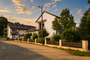 Ein Zuhause in Mehlem – Freistehendes Haus auf über 1.000 m² Grundstück – Die vollständige Adresse der Immobilie erhältst du vom Anbieter., 53179 Mehlem, Bonn – Vorschaubild 2