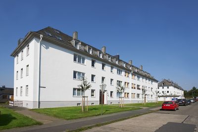Große helle 5 ZKB Wohnung mit Balkon - sofort verfügbar