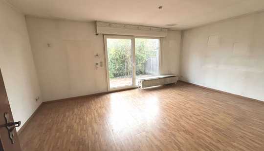 Bild von 1 Familienhaus (Fertighaus) in rückwärtiger Baureihe in schöner Wohnlage