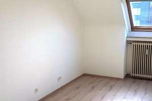 Renovierte 2,5 Zimmer DG-Wohnung in Bochum Weitmar-Mark – Die vollständige Adresse der Immobilie erhältst du vom Anbieter., 44795 Weitmar-Mark, Bochum – Vorschaubild 9