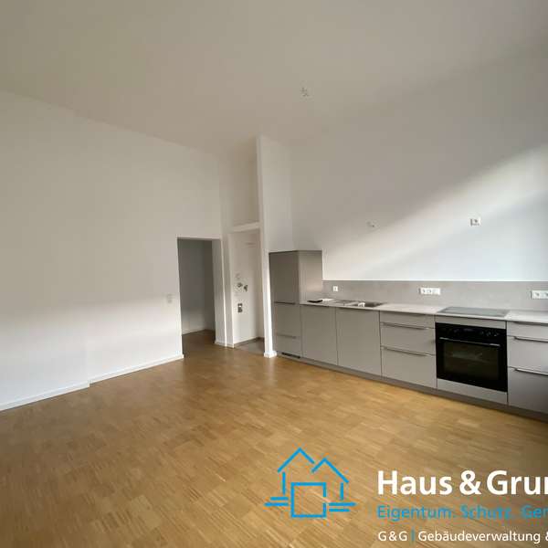*** gehobene - 2-Zimmer-Wohnung - kernsaniert u. modern - im Denkmalobjekt - TOP Westpark Lage ***