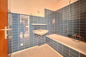 Attraktive 3-Zimmer-Wohnung mit großzügigem Schnitt, Süd-Südwest-Balkon  – Die vollständige Adresse der Immobilie erhältst du vom Anbieter., 23556 Sankt Lorenz Nord, Lübeck – Vorschaubild 4