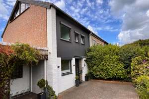 Gepflegtes Reihenendhaus mit Garten in Bremen-Huchting