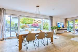 Design trifft Ruhe. Ein Zuhause mit Raum für alles, was zählt. – Die vollständige Adresse der Immobilie erhältst du vom Anbieter., 82041 Oberhaching – Vorschaubild 3