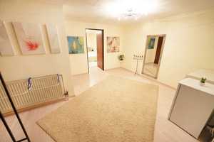 Sehr gepflegtes Reihenhaus mit gemütlichem Garten und Garage in schöner Coburger Stadtrandlage – Coburg – Vorschaubild 12