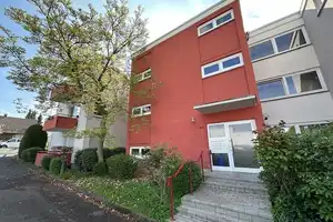 Helles & gepflegtes 1 Zimmerapartement mit Balkon in zentraler Lage von Wiesbaden! – Wittelsbacher Straße 33, 65189 Wiesbaden – Vorschaubild 1