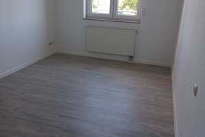 Schöne Zweiraum-Wohnung mit Balkon, Aufzug und TG-Platz – Magdeburg – Vorschaubild 8