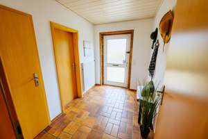 Ein Zuhause zum Wachsen - großzügiges Reihenmittelhaus mit Garage – Die vollständige Adresse der Immobilie erhältst du vom Anbieter., 33689 Sennestadt, Bielefeld – Vorschaubild 3