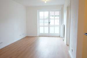 Helle und renovierte 2-Zimmer Balkon Wohnung in ruhiger Lage - sofort bezugsfertig – Hans-Denck-Straße 44, 85051 Süd, Ingolstadt – Vorschaubild 2