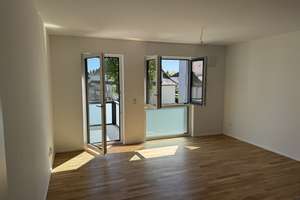 Erstbezug | 3,5-Zimmer | über den Dächern | Einbauküche | Balkon | Einzelgarage | KFW55 | ER-Zentrum – Anton-Bruckner-Straße 10, 91052 Röthelheim, Erlangen – Vorschaubild 8