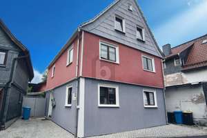 FAKTOR VON 10 - TOP INVESTMENT IN RUHIGER LAGE – Die vollständige Adresse der Immobilie erhältst du vom Anbieter., 98553 Schleusingen – Vorschaubild 1