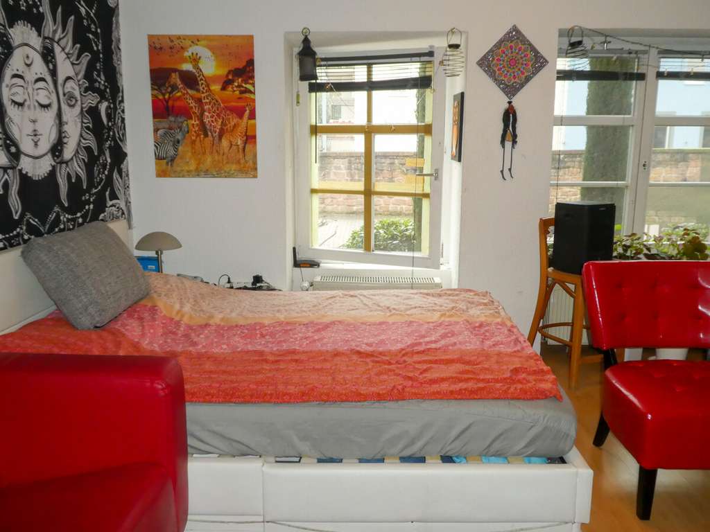 Immobilie in Hochspeyer - Erdgeschoßwohnung in einer Alten Stadtvilla mit Gartenanteil - Bild 2