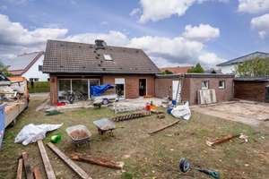 RESERVIERT!!! Erwecken Sie dieses Haus wieder zum Leben! – Die vollständige Adresse der Immobilie erhältst du vom Anbieter., 33775 Versmold – Vorschaubild 3