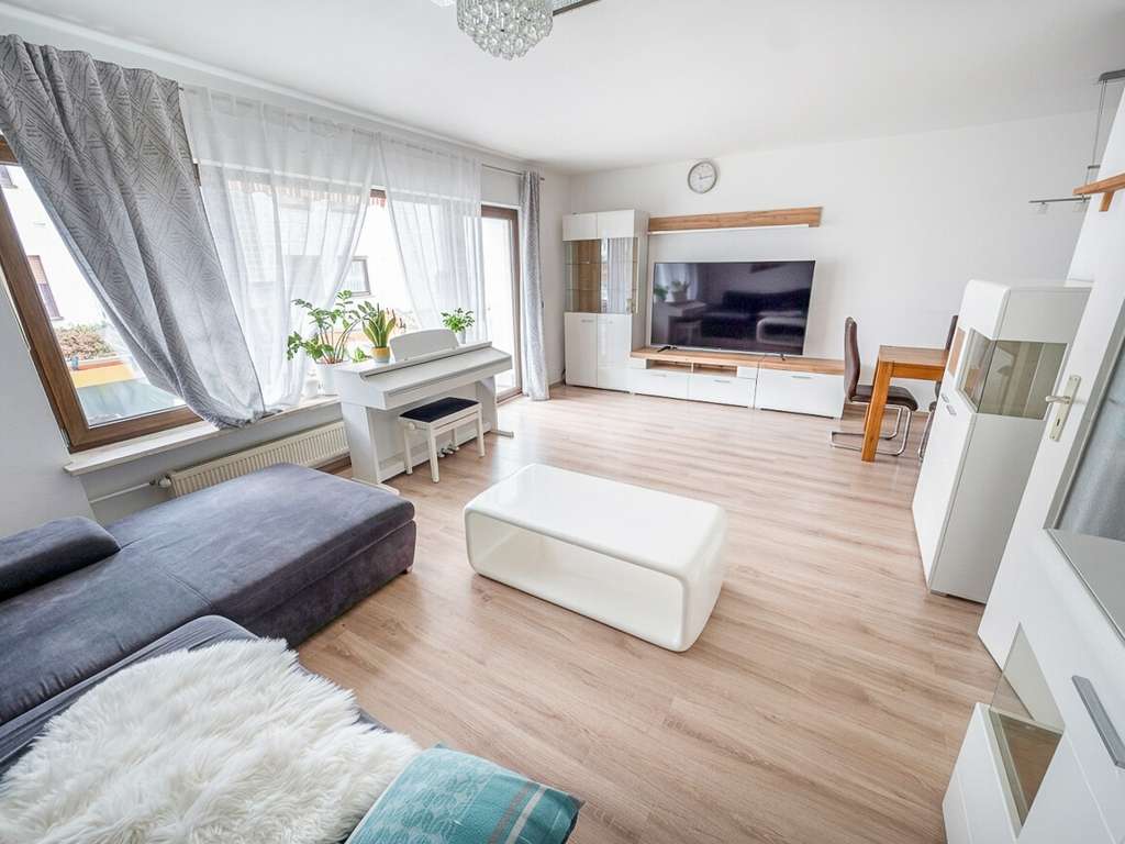 Immobilie in Karlsfeld - Vermietetes Reihenmittelhaus in ruhiger Lage von Karlsfeld - Bild 1