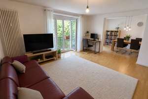 Helle 3-Zimmer-Wohnung mit Südbalkon in zentraler Lage München-Schwabing