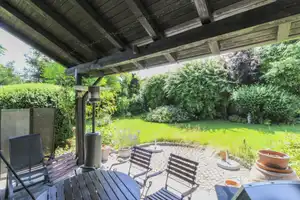 Neue Luftwärmepumpe und überwiegend Fußbodenheizung - Exklusives Architektenhaus mit Traumgarten! – Rosenheim (Kreis) – Vorschaubild 7