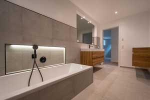 Puristische Luxus-Villa Bestlage Riedberg Westflügel – Frankfurt am Main – Vorschaubild 19