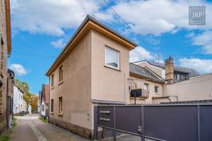 Zentral, voll-vermietet und vielseitig: Zwei Häuser in der Innenstadt von Schierstein! – Die vollständige Adresse der Immobilie erhältst du vom Anbieter., 65201 Schierstein, Wiesbaden – Vorschaubild 5