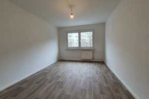 **FRISCH RENOVIERT**3-Zimmer-Wohnung // Balkon // 3.OG // Bad mit Wanne – Jupiterstraße 7, 4205 Leipzig – Vorschaubild 3