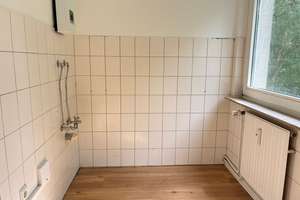 MISBURG-NORD | Teilrenovierte 1-Zimmer-Wohnung mit Balkon – Findstellenweg  25, 30629 Misburg-Nord, Hannover – Vorschaubild 2