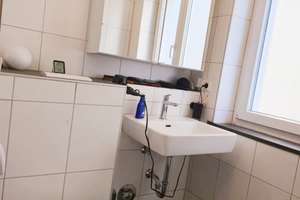 Rarität in Ulm-Mitte: Gepflegte 3-Zimmer-Wohnung mit Fernwärme und Garage. – Ensingerstraße 33, 89073 Mitte, Ulm – Vorschaubild 11