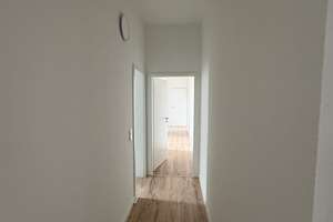 WG-Zimmer (möbliert, warm) in frisch renovierter Wohnung – Nähe Daimler-Werk – Stationsstraße 7, 68305 Waldhof, Mannheim – Vorschaubild 7