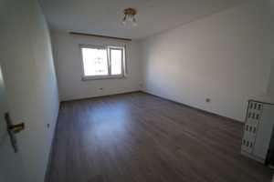 Ansprechende 4-Zimmer-Wohnung mit Balkon in Nürnberg Johannis neu renoviert – Kirschgartenstraße 81, 90419 Nürnberg – Vorschaubild 19