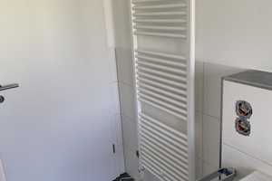 Großzügige DHH mit PV-Anlage, Speicher, Wallbox , EBK, 2 Bädern und Carport – Erlangen-Höchstadt (Kreis) – Vorschaubild 7