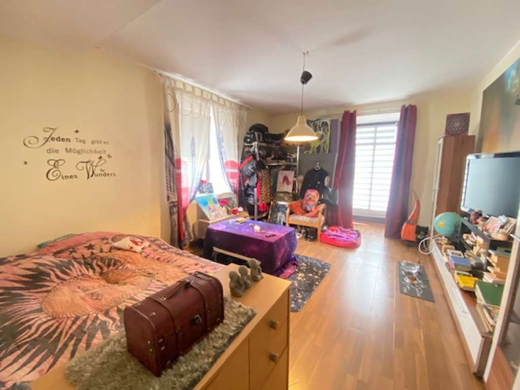 Immobilie in Freilassing - Vermietete 1-Zi.-Whg. mit separater Küche, Südterrasse und Kfz-Stellplatz. - Bild 3