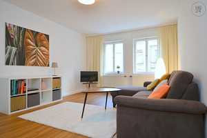 Schön möblierte 2-Zimmer-Wohnung mit WLAN und Balkon in Nürnberg/ Maxfeld – Nürnberg – Vorschaubild 1