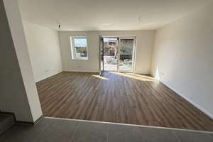 Modernes Wohnen in Soltau: Neuwertiges Doppelhaus – Die vollständige Adresse der Immobilie erhältst du vom Anbieter., 29614 Soltau – Vorschaubild 2