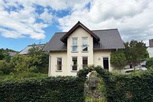 Familienfreundliches Architektenhaus mit Einliegerwohnung und Naturgarten in Linz am Rhein – Die vollständige Adresse der Immobilie erhältst du vom Anbieter., 53545 Linz am Rhein – Vorschaubild 23