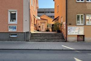 Sehr gepflegtes Wohn- und Geschäftshaus im Zentrum Reutlingens!  – Gartenstraße 32, 72764 Reutlingen-Mitte, Reutlingen – Vorschaubild 2