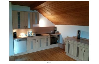Modernisierte 2,5-Zimmer Wohnung mit Stellplatz bei Roßhaupten