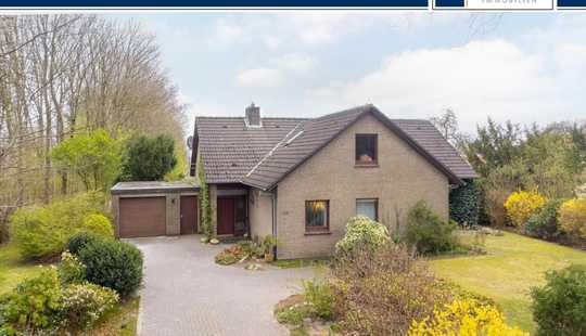 Bild von Viel Platz, viel Grün, viel Potenzial – Großzügiges Einfamilienhaus in Weener-Diele