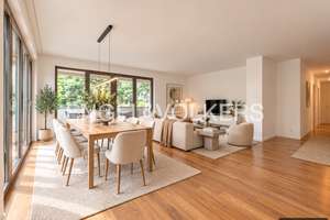 Eleganz auf höchstem Niveau - Exklusive Luxusresidenz im Frankfurter Westend – 60325 Westend-Süd, Frankfurt am Main – Vorschaubild 2