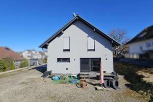 Modernes und energieeffizientes Einfamilienhaus mit großzügigem Grundstück in ruhiger Wohnlage – Die vollständige Adresse der Immobilie erhältst du vom Anbieter., 73547 Lorch – Vorschaubild 5