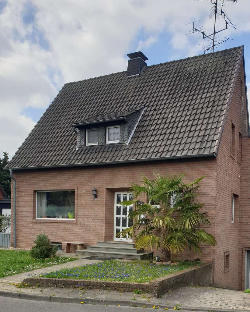 gepflegtes Einfamilienhaus mit nostalgischem Charme *provisionsfrei* - keine Makleranfragen!