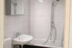 Provisionsfrei - Gepflegte 2-Zimmerwohnung mit Balkon Fürth - Privatverkauf – Rudolf-Schiestl-Straße 15, 90765 Ronhof, Kronach, Fürth – Vorschaubild 3