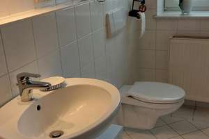Haus 6 Zimmer 3 Bäder Garage Garten KG-Winkels Südlage – Die vollständige Adresse der Immobilie erhältst du vom Anbieter., 97688 Bad Kissingen – Vorschaubild 9