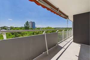 Helle 4-Zimmer-Wohnung mit traumhafter Fernsicht, Balkon & Tiefgarage in ruhiger Parklage – Die vollständige Adresse der Immobilie erhältst du vom Anbieter., 70565 Fasanenhof, Stuttgart – Vorschaubild 3