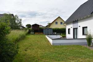 Moderne Effizienz trifft Wohnkomfort – KfW-55 Einfamilienhaus in ruhiger Lage von Colditz – Johannes-Müller-Straße 10, 4680 Colditz – Vorschaubild 3