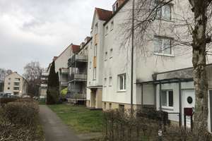 Umfassend renovierte 2,50-Zimmer-Wohnung mit Balkon