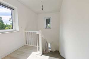 Moderne Stadtvilla mit zwei Einheiten, Umnutzbar auf eine Einheit - Erdwärme- 6 Zimmer möglich – 39130 Neu Olvenstedt, Magdeburg – Vorschaubild 27