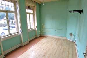 Potenzialträchtiges Dreifamilienhaus mit hohen Decken und Altbaucharme sucht Handwerker – Frankfurter Straße 205, 61118 Wetteraukreis – Vorschaubild 4