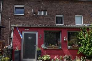 *Mehrgenerationenhaus in Giesenkirchen, mit Innenhofgarten und vielseitigen Nutzungsmöglichkeiten!* – Die vollständige Adresse der Immobilie erhältst du vom Anbieter., 41238 Giesenkirchen-Mitte, Mönchengladbach – Vorschaubild 3