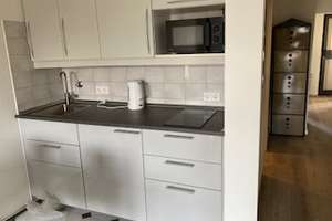 Frisch renovierte, möblierte Wohnung in Niederkassel – Lewitstr. XXX, 40547 Niederkassel, Düsseldorf – Vorschaubild 2